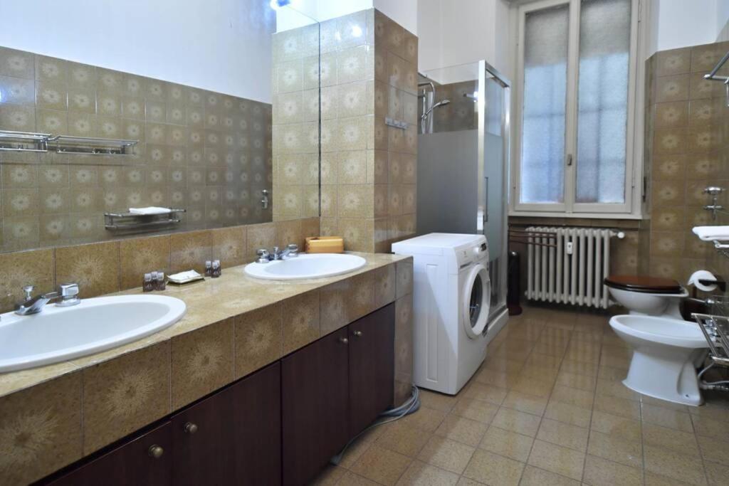 Ampio Appartamento Milano Centro Crocetta Extérieur photo